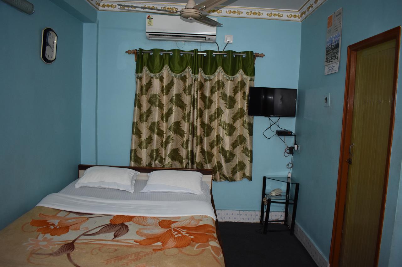 Hotel Airways Kolkata Exterior photo